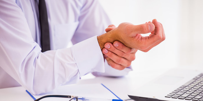 Can a Chiropractor Help with Carpal Tunnel?